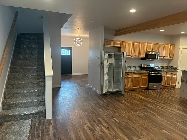 2512 Concho Way #12 — Photo 8