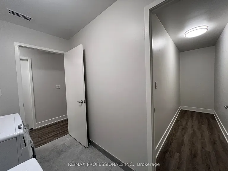 62 Dixfield Dr #106 — Photo 20