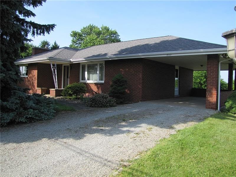1st image of 907 Saralyn Dr