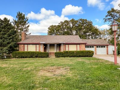 1725 Bellevue Blvd N, Bellevue, NE, 68005