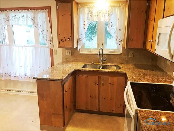 5th image of 3036 Pinehurst Dr