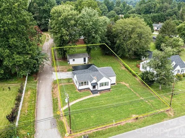 1105 Wildwood Rd NE, Lenoir, NC 28645