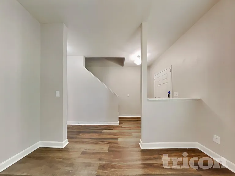 7337 Ethans Way — Photo 4