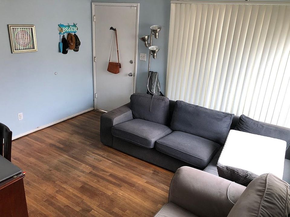 1st image of 764 Tourmaline St