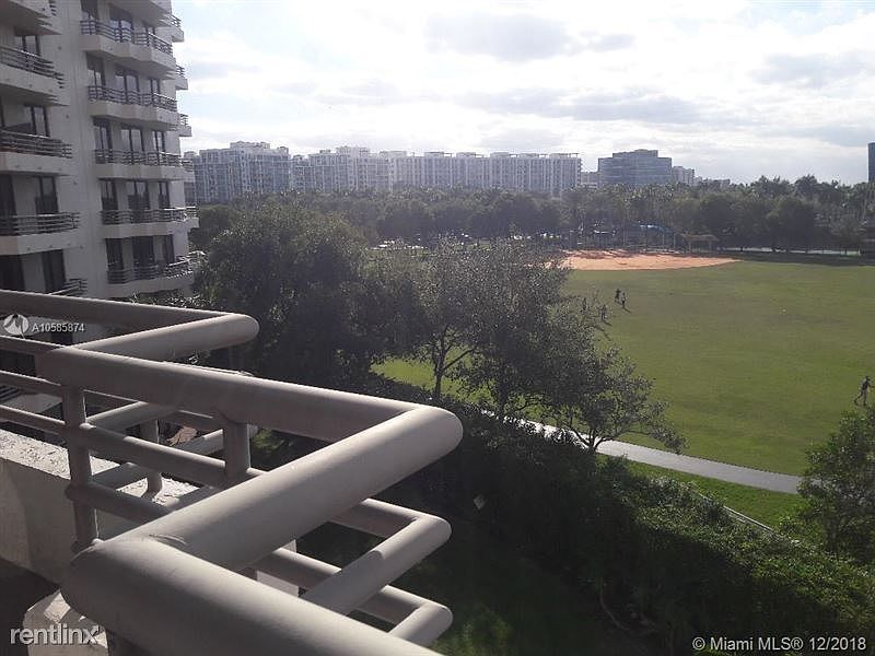 1st image of 3300 NE 191st St APT 508
