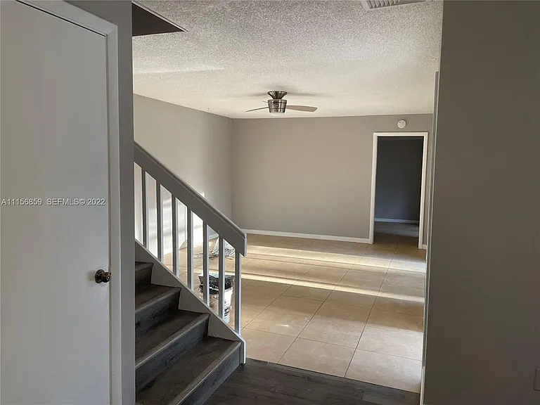 4648 Suburban Pines Dr #4648 — Photo 5