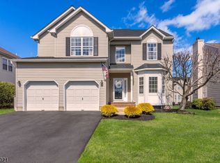 12 Lewis Dr, Bridgewater Twp., NJ 08807