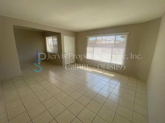 3rd image of 4940 Elizabeth St #4942.5