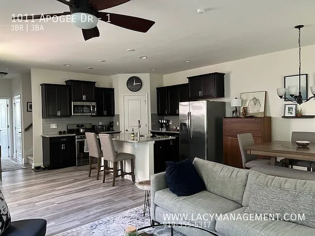 1011 Apogee Dr #1 — Photo 4