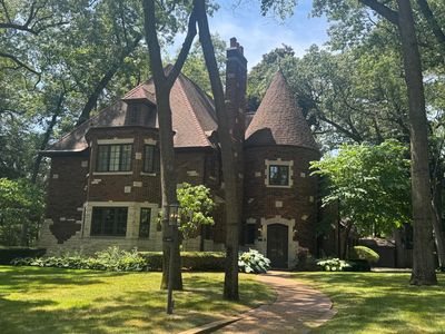 935 Cambridge Dr SE, East Grand Rapids, MI, 49506