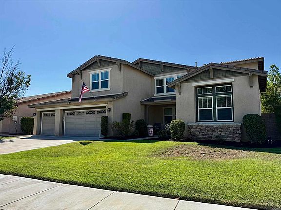 3rd image of 38112 Encanto Rd