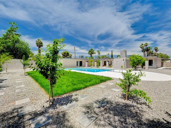 1925 Waldman Ave, Las Vegas, NV 89102