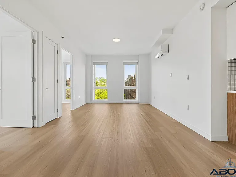 100 Lenox Rd #8E — Photo 2