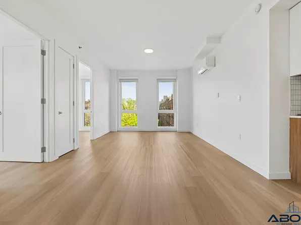 100 Lenox Road image 1 of 20