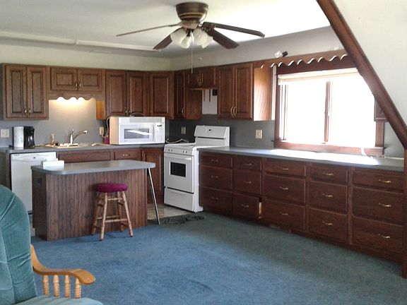 5th image of 6588 Mertz St