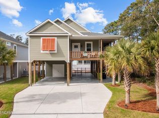 131 NE 39th St, Oak Island, NC 28465