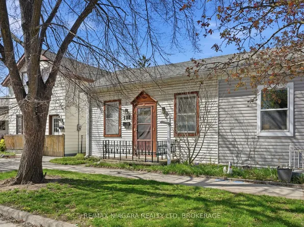 184 Wellington St, Brantford, ON N3S 3Y9