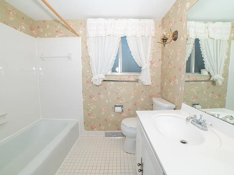 10159 Crosier Ln — Photo 12