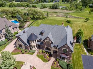 5N145 Prairie Rose Dr, St Charles, IL 60175