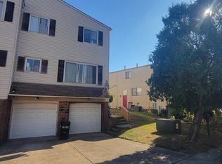 1503 Gregg St #A, Philadelphia, PA 19115