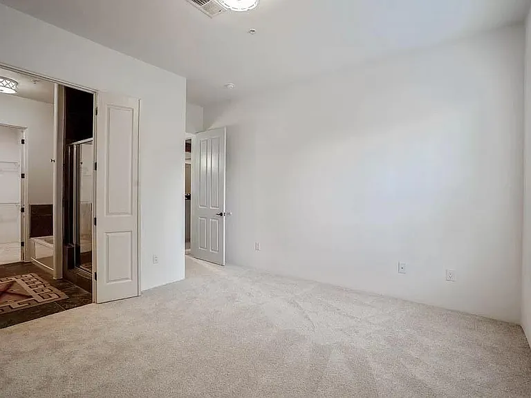 1405 Vegas Verdes #209 — Photo 10