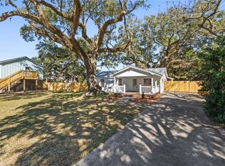 818 Cadillac Ave, Dauphin Island, AL 36528