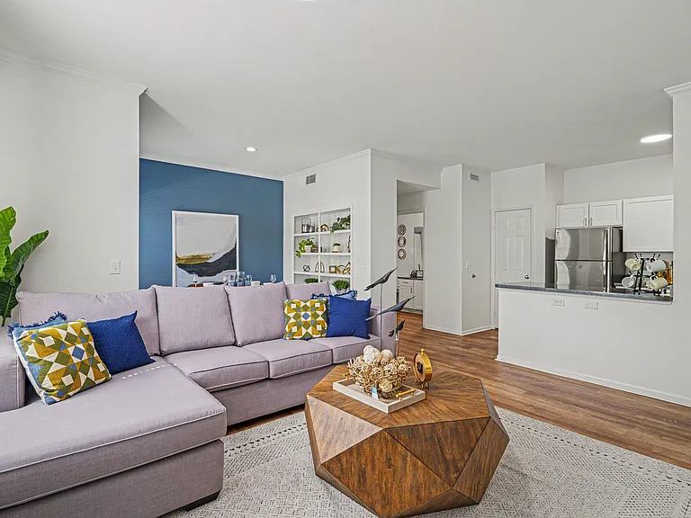 Mountain Gate — Photo 10