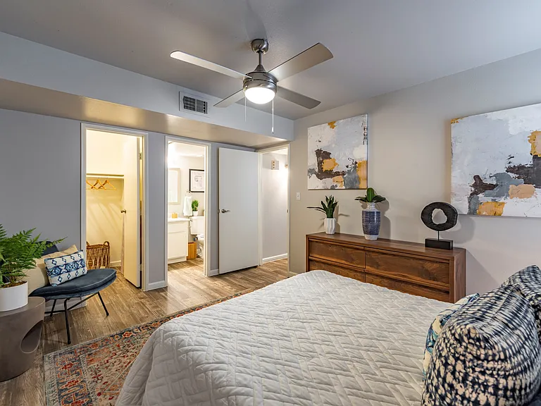 Arches Apartment Homes — Photo 8