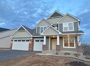 7368 Auburn Ln, Inver Grove Heights, MN 55077