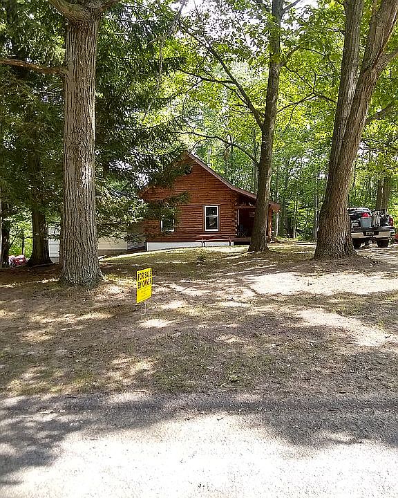 1st image of 11651 Birch Dr