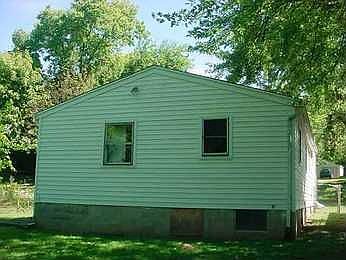 3rd image of 1205 Ames Ave