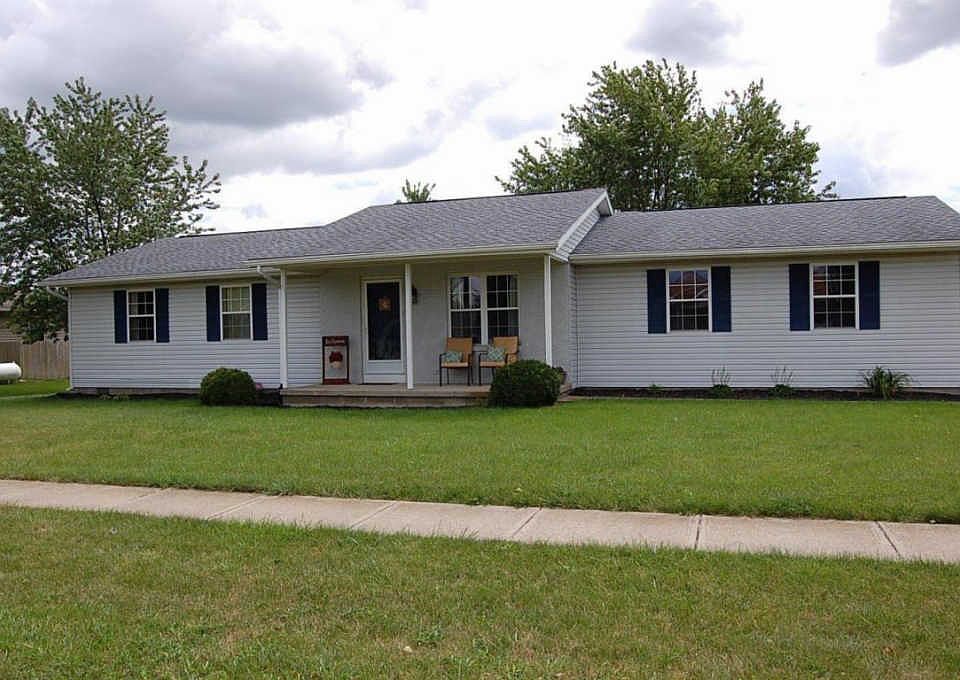 1st image of 13 Lloyd Dr