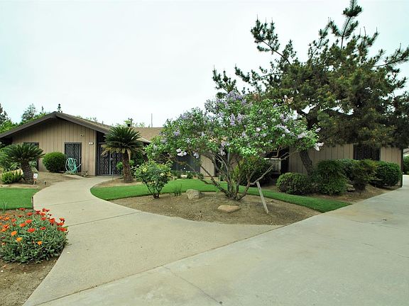 4th image of 642 W San Madele Ave