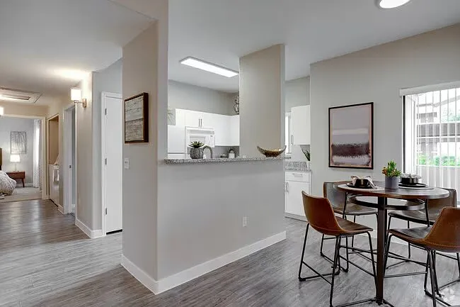 The Cove Apartments — Photo 20