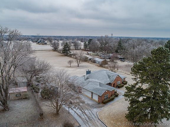 2nd image of 12712 S 193rd East Ave