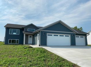 203 E Hickory St, Arlington, SD 57212