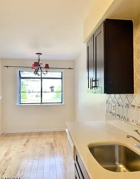 305 Marten Rd — Photo 9