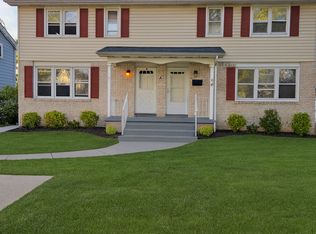 47 W Summerset Ln, Buffalo, NY 14228