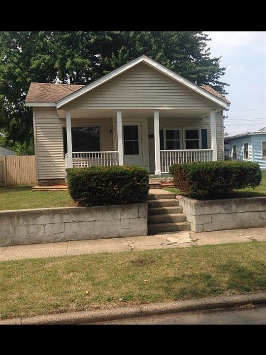 1st image of 1221 S 32nd St