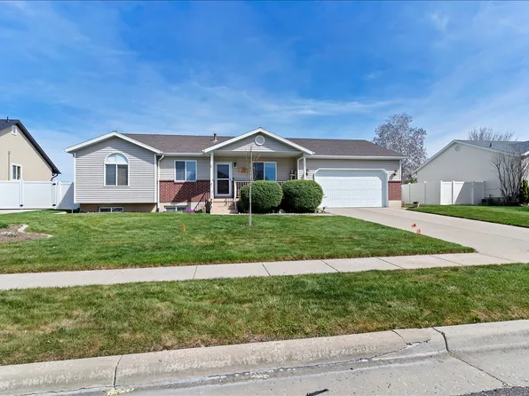 2001 S 1800 W, Syracuse, UT 84075