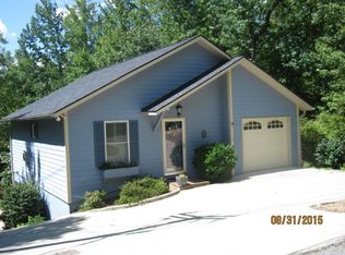 155 Glendlyon Cir, Landrum, SC 29356