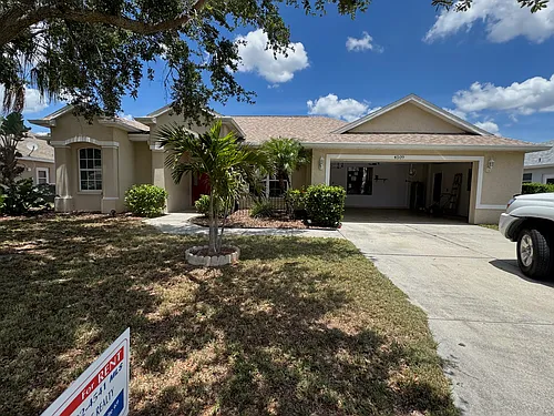 4509 30th Ln E Photo 1