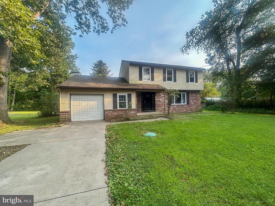 1st image of 6 Harrell Ave