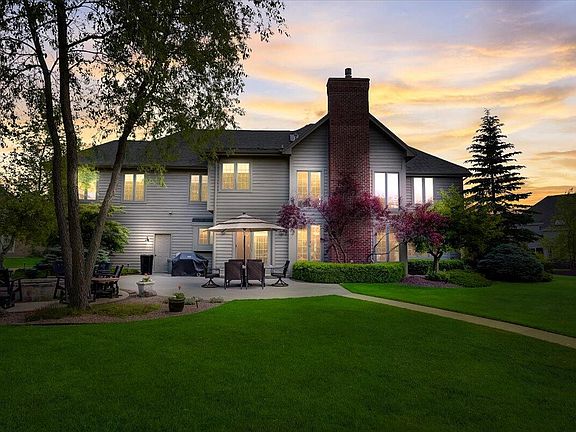 5th image of 9454 W Saint Michaels Ct