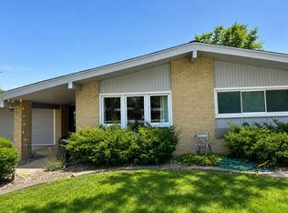 42168 Lakeland Ct, Plymouth, MI 48170
