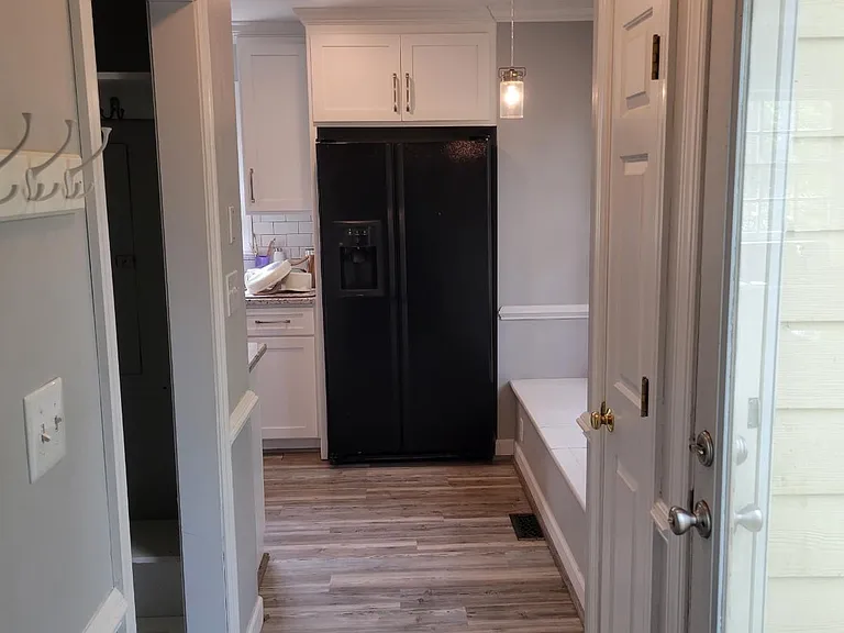 100 Thamesford Way — Photo 7