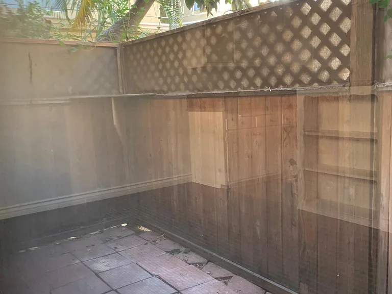 1035 N Edinburgh Ave #5 — Photo 5