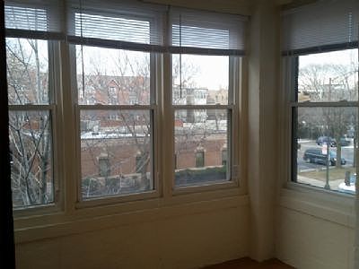 1st image of 859 W Lawrence Ave #2W