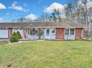 457 Portsmouth Dr #A, Lakewood, NJ