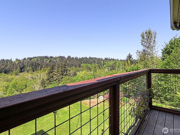 3rd image of 4802 92nd Avenue NW